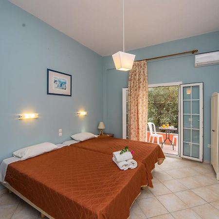 Kogeros Apartment Agios Georgios Pagon Luaran gambar