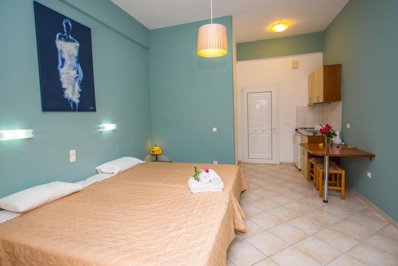 Kogeros Apartment Agios Georgios Pagon Luaran gambar