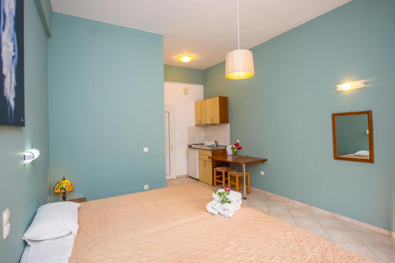 Kogeros Apartment Agios Georgios Pagon Luaran gambar