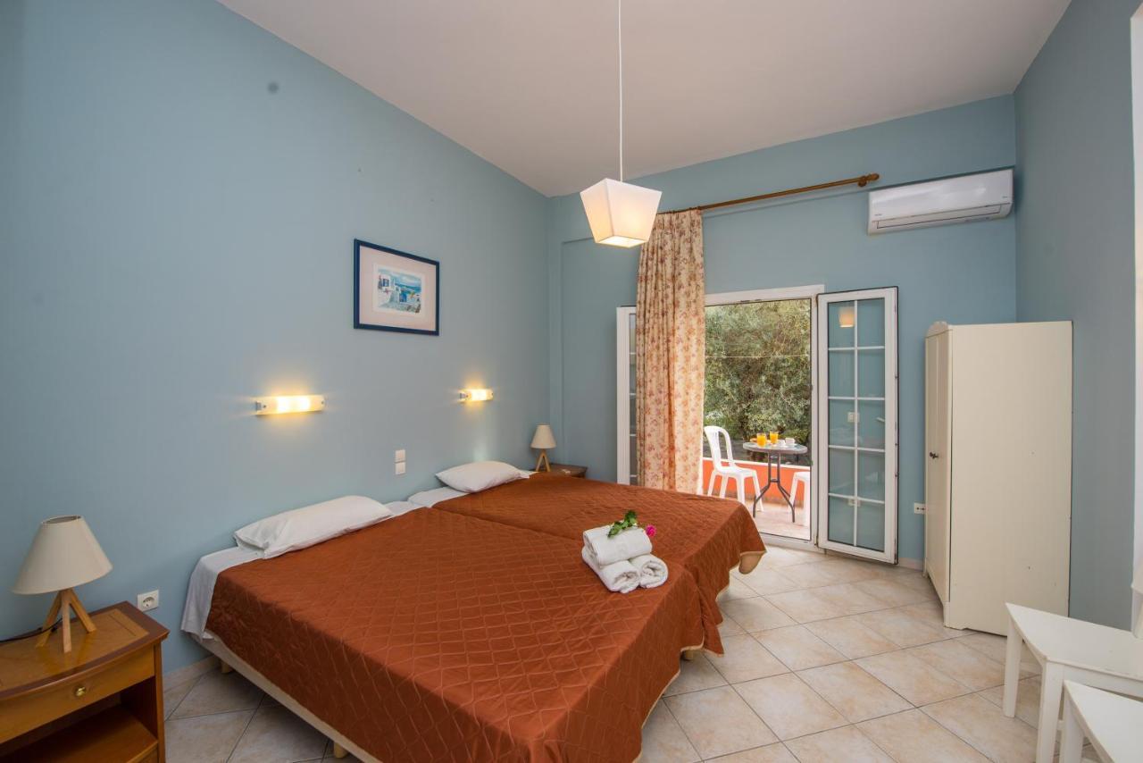 Kogeros Apartment Agios Georgios Pagon Luaran gambar