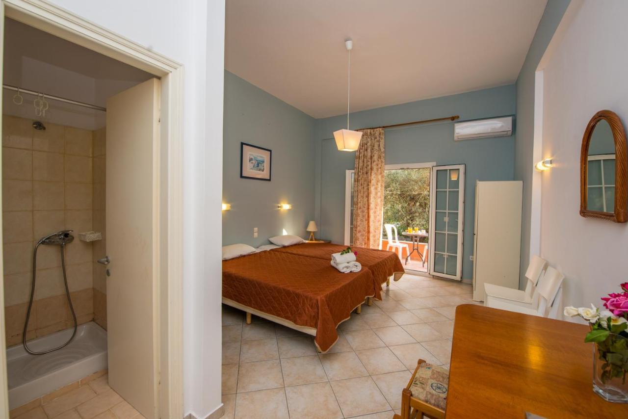 Kogeros Apartment Agios Georgios Pagon Luaran gambar