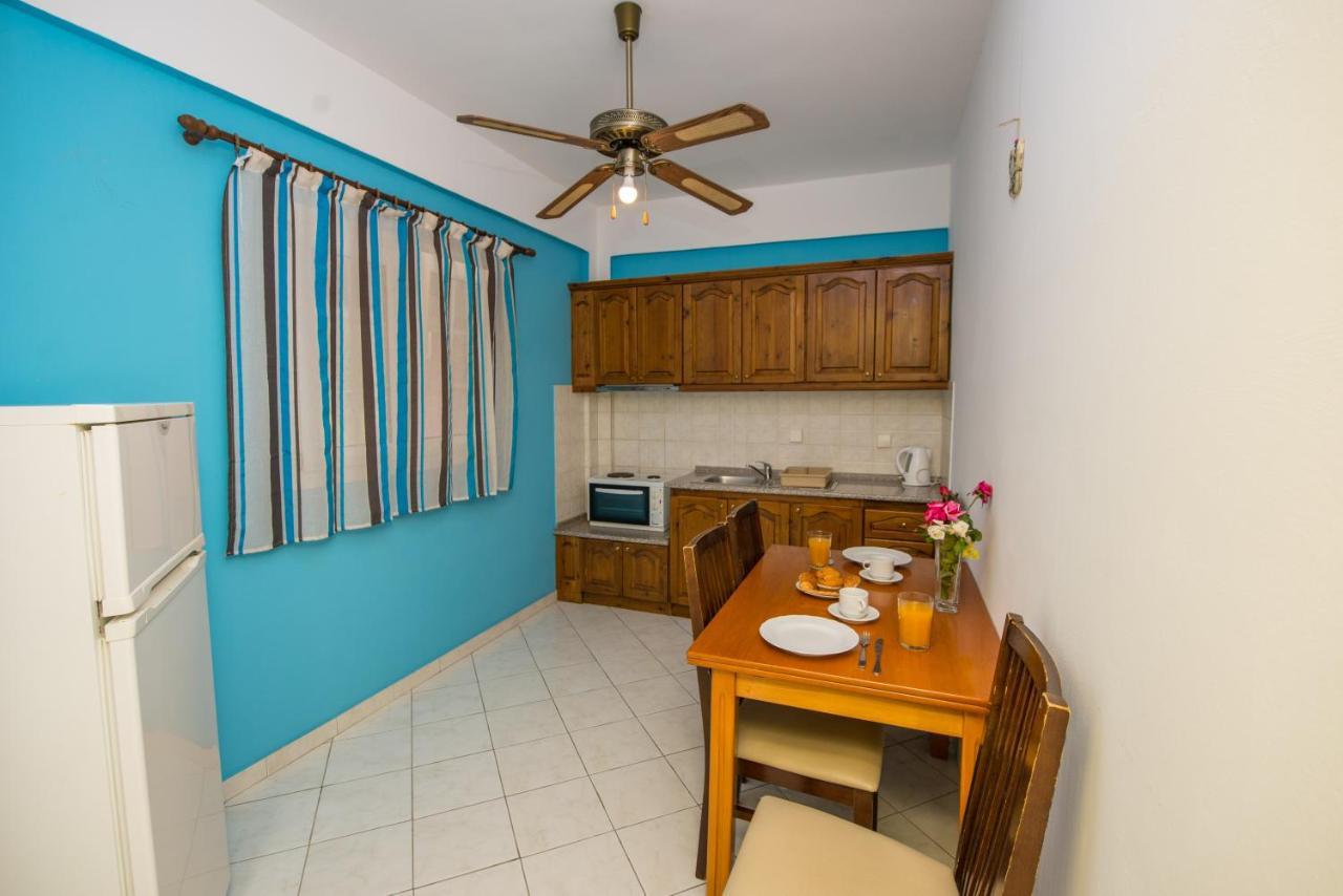 Kogeros Apartment Agios Georgios Pagon Luaran gambar