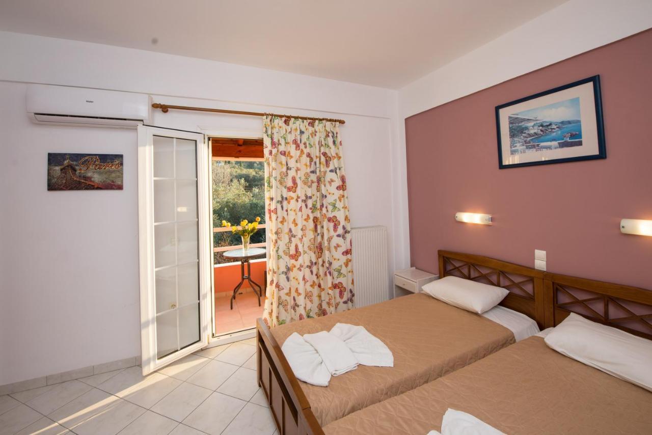 Kogeros Apartment Agios Georgios Pagon Luaran gambar