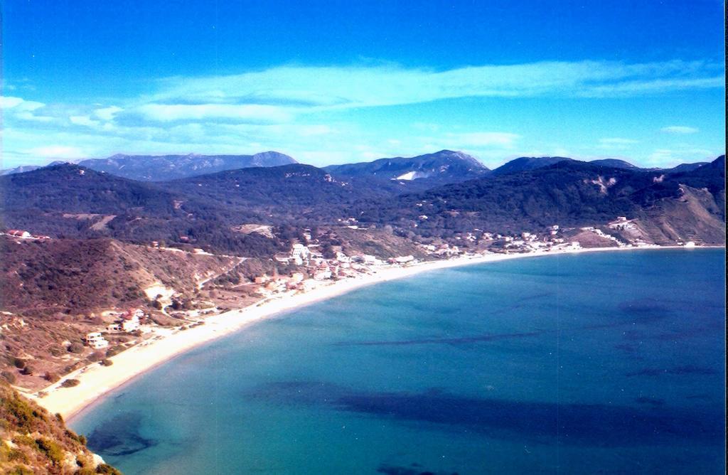 Kogeros Apartment Agios Georgios Pagon Luaran gambar