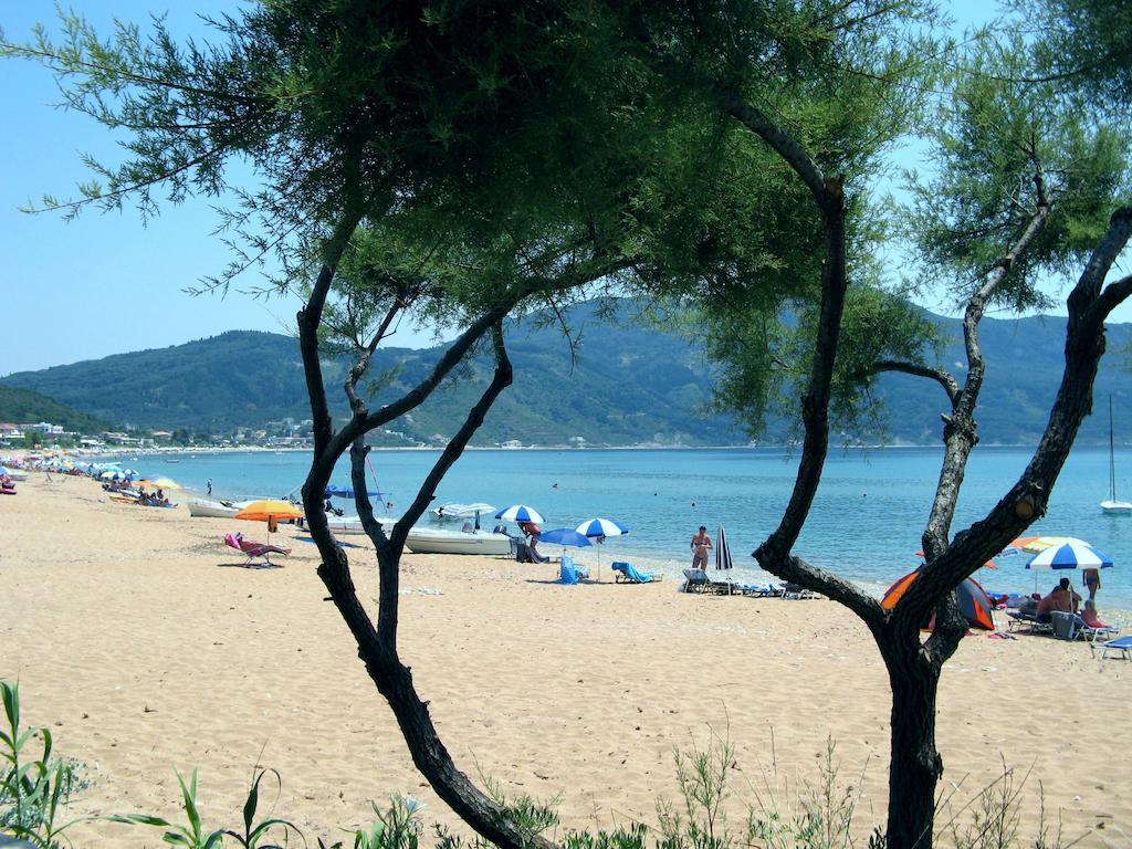 Kogeros Apartment Agios Georgios Pagon Luaran gambar